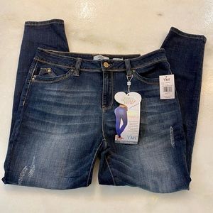 YMI Wanna Betta Butt Skinny Jeans Size 15 NWT